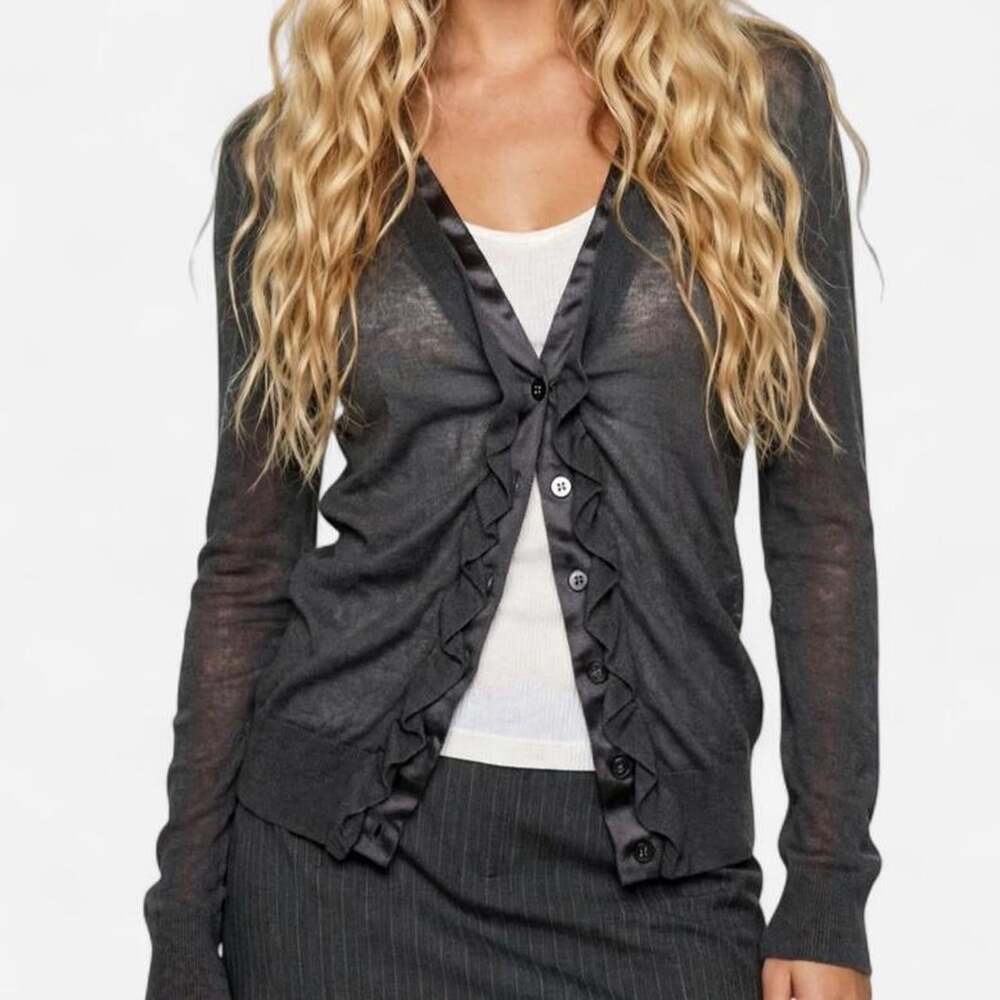 LOFT Women's Black and Grey Cardigan